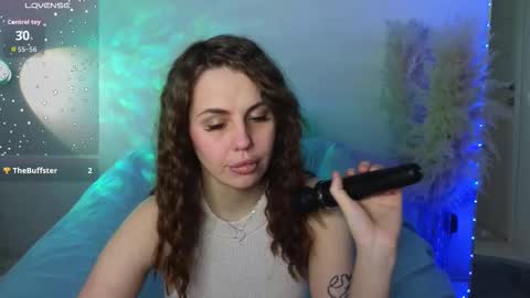 Aisha online show from 22, 10, 2025