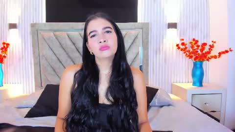 Aisha Stones online show from 20, 7, 2026