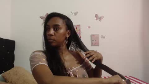 Snapshot of aishaowens chatting on 25, 11, 2025 Aisha online show from 25, 11, 2025