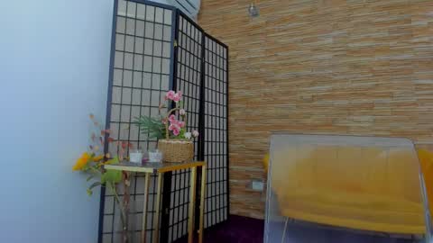 Aisha online show from 10, 9, 2025