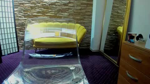 Aisha online show from 19, 11, 2025