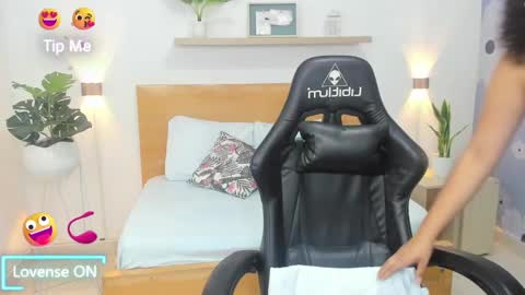 Snapshot of aixa_15 chatting on 29, 1, 2025 Aixa Burgos online show from 29, 1, 2025