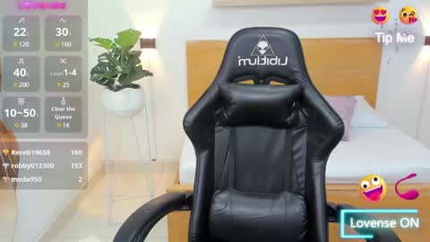 Snapshot of aixa_15 chatting on 14, 2, 2025 Aixa Burgos online show from 14, 2, 2025