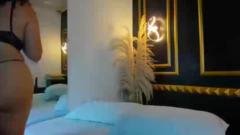 Snapshot of aixa_15 chatting on 17, 10, 2025 Aixa Burgos online show from 17, 10, 2025