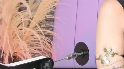   online show from 20, 2, 2025