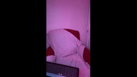 Snapshot of ajsquirts chatting on 3, 11, 2025 ajsquirts online show from 3, 11, 2025