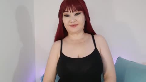 Snapshot of akanire chatting on 22, 12, 2024 Shelly online show from 22, 12, 2024