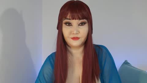 Snapshot of akanire chatting on 27, 12, 2024 Shelly online show from 27, 12, 2024