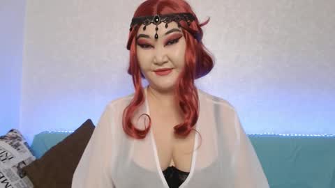 Snapshot of akanire chatting on 25, 9, 2025 Shelly online show from 25, 9, 2025