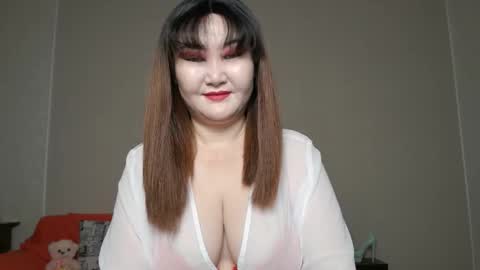 Snapshot of akanire chatting on 26, 11, 2025 Shelly online show from 26, 11, 2025