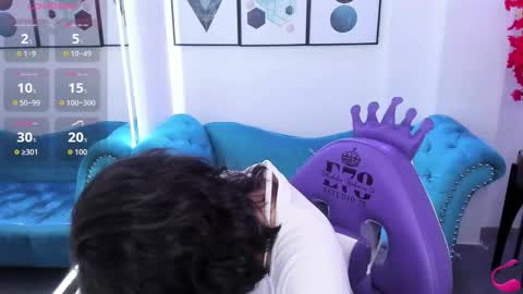 Azaka  online show from 29, 11, 2025