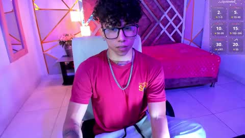 akazaboy online show from 4, 3, 2025