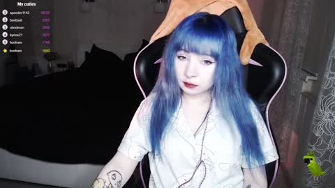 akirahartyx online show from 30, 1, 2025