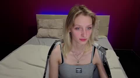 akiro_kim online show from 4, 2, 2026