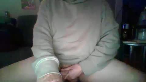 akpchi1984 online show from 13, 1, 2025