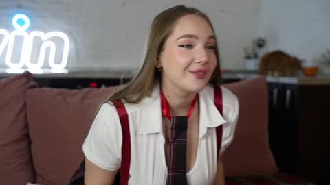 Alice and Nate online show from 18, 12, 2024