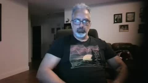 Snapshot of aladdin31673 chatting on 4, 6, 2026 aladdin31673 online show from 4, 6, 2026