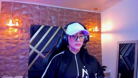 ALAHIA online show from 3, 10, 2025