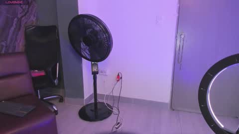 ALAHIA online show from 11, 11, 2025