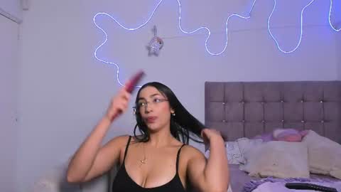 Snapshot of alaia_alegria chatting on 2, 7, 2026 Alaia Alegria online show from 2, 7, 2026