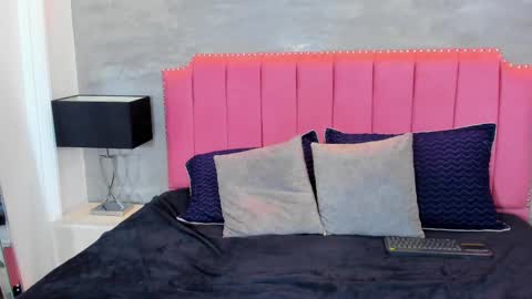 alaia_colins online show from 24, 9, 2025