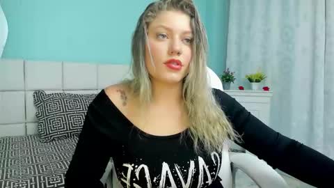 Snapshot of alaia_greyy chatting on 14, 10, 2025 Alaia online show from 14, 10, 2025