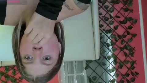 Snapshot of alaia_greyy chatting on 22, 6, 2026 Alaia online show from 22, 6, 2026