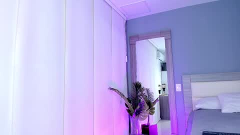 alaiaguerra online show from 6, 10, 2025