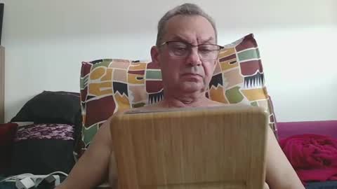 Snapshot of alain5159 chatting on 19, 6, 2026 alain5159 online show from 19, 6, 2026