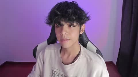 Snapshot of alan18n chatting on 23, 12, 2024 alan18n online show from 23, 12, 2024