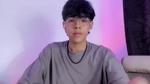 Snapshot of alan18n chatting on 9, 3, 2025 alan18n online show from 9, 3, 2025