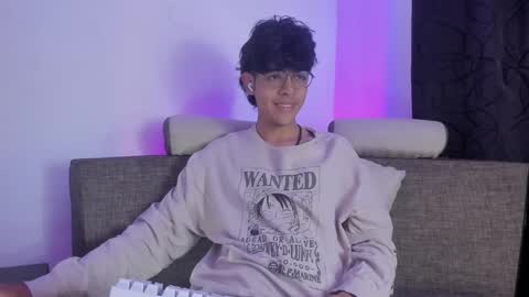 Snapshot of alan18n chatting on 10, 3, 2025 alan18n online show from 10, 3, 2025