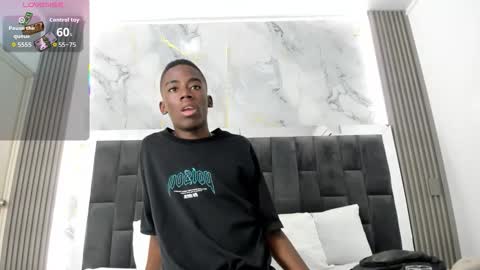 Snapshot of alan_blacke chatting on 10, 10, 2025 alan_blacke online show from 10, 10, 2025