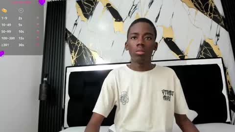 Snapshot of alan_blacke chatting on 1, 12, 2025 alan_blacke online show from 1, 12, 2025