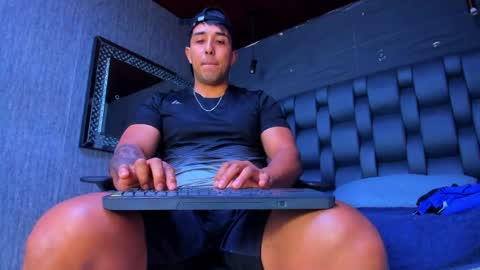 Alan greek online show from 18, 4, 2026