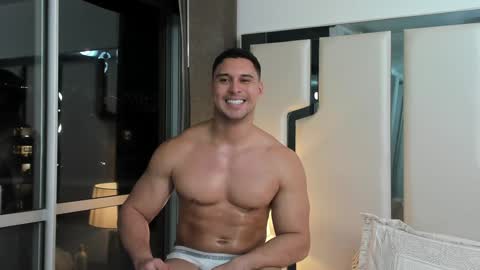 Snapshot of alan_vidal chatting on 4, 2, 2025 Alan Vidal online show from 4, 2, 2025