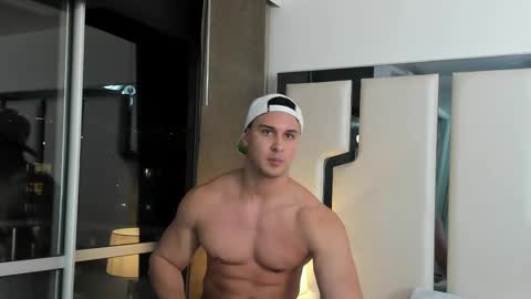 Snapshot of alan_vidal chatting on 19, 2, 2025 Alan Vidal online show from 19, 2, 2025