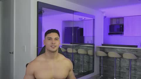 Snapshot of alan_vidal chatting on 21, 9, 2025 Alan Vidal online show from 21, 9, 2025