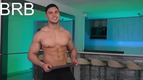 Snapshot of alan_vidal chatting on 8, 10, 2025 Alan Vidal online show from 8, 10, 2025