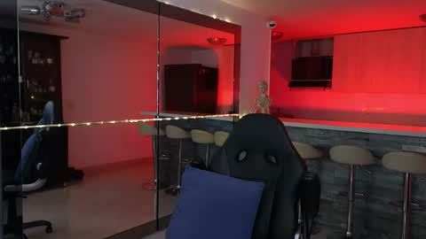 Snapshot of alan_vidal chatting on 15, 1, 2026 Alan Vidal online show from 15, 1, 2026