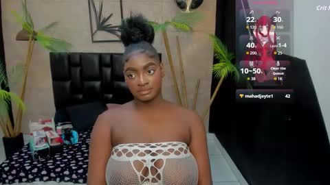 Snapshot of alana_bonny chatting on 6, 11, 2025 Alana online show from 6, 11, 2025