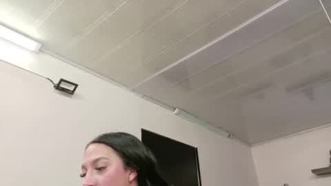 Maeve  online show from 15, 10, 2025