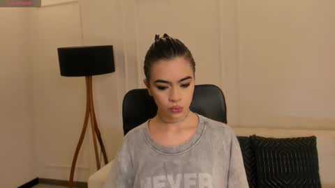 Alana online show from 18, 10, 2025