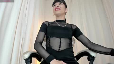 Alana silvana online show from 6, 10, 2025