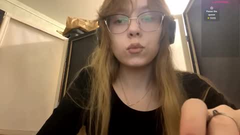 Snapshot of alanehadaller chatting on 30, 10, 2025 Stella online show from 30, 10, 2025