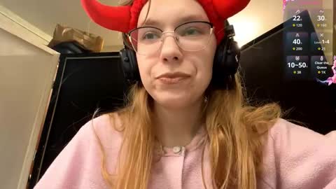 Snapshot of alanehadaller chatting on 1, 11, 2025 Stella online show from 1, 11, 2025