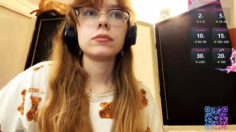 Snapshot of alanehadaller chatting on 5, 11, 2025 Stella online show from 5, 11, 2025