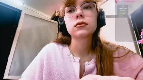 Snapshot of alanehadaller chatting on 28, 11, 2025 Stella online show from 28, 11, 2025