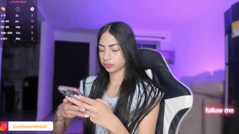    online show from 4, 12, 2024