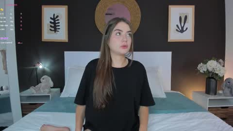 Alanna Cute Russell online show from 25, 3, 2026